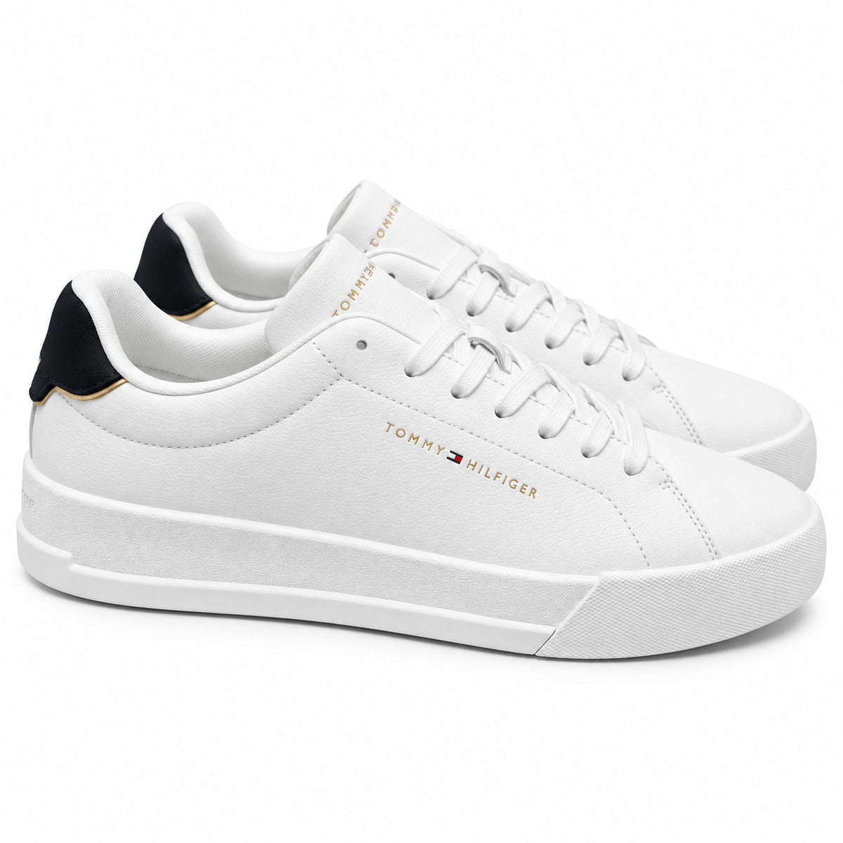 Tommy Hilfiger court lth detaip ess