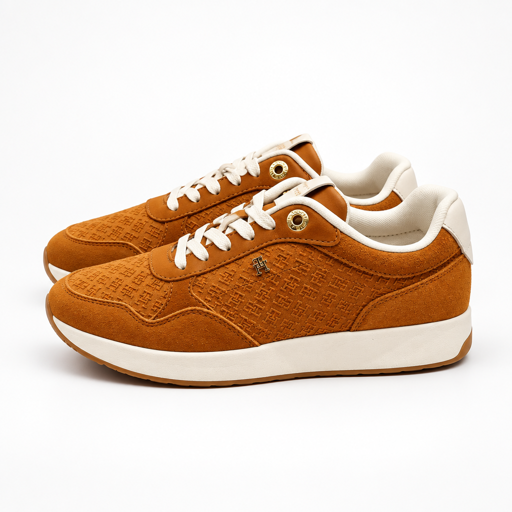 Tommy Hilfiger Runner sued
